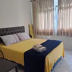 Studio , 1 quarto e sala ao lado metrô Republica